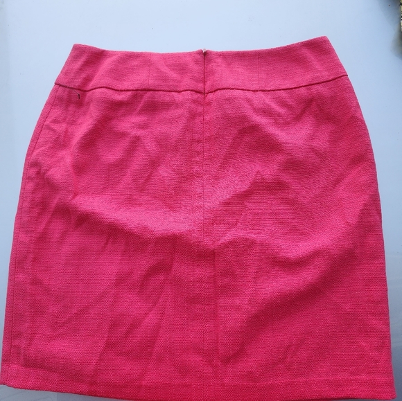 NWOT... East 5th Women's pink skirt - Picture 3 of 7